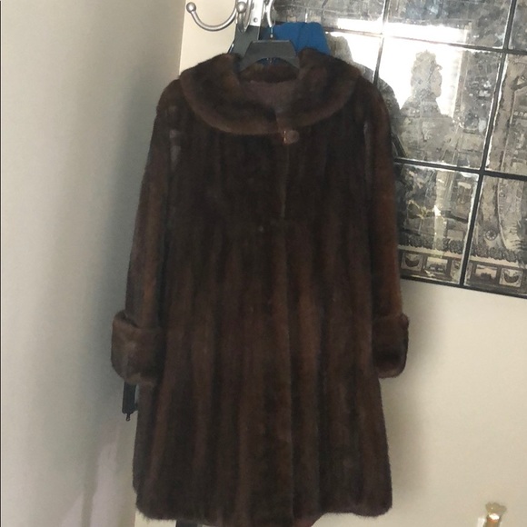 European Mink Coat - Picture 2 of 6